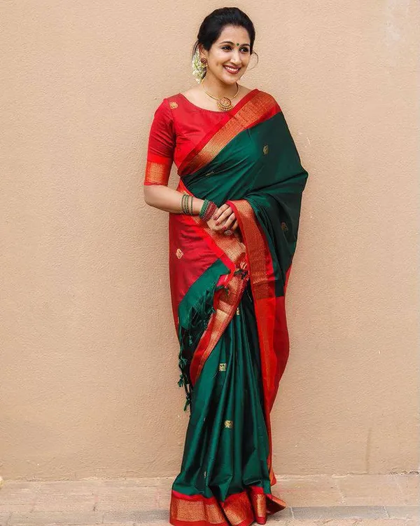 Banarasi_Soft_Silk_GREEN-RED_Premium-Fancy_Saree_With_Blouse_For_Women