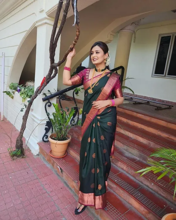 Banarasi_Soft_Silk_BOTTLE-GREEN-RANI_Premium-Fancy_Saree_With_Blouse_For_Women