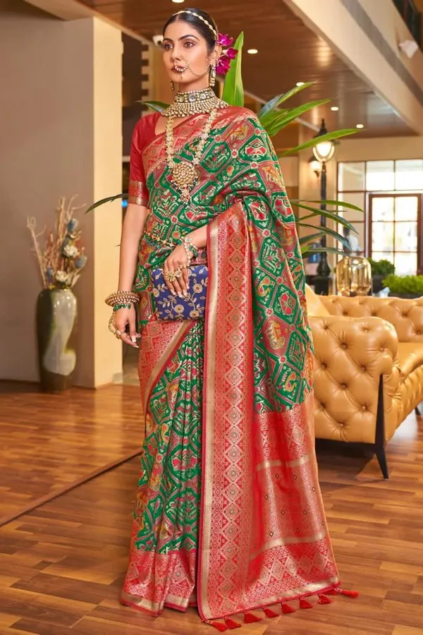 Banarasi_Soft_Silk_GREEN_Premium-Fancy_Saree_With_Blouse_For_Women