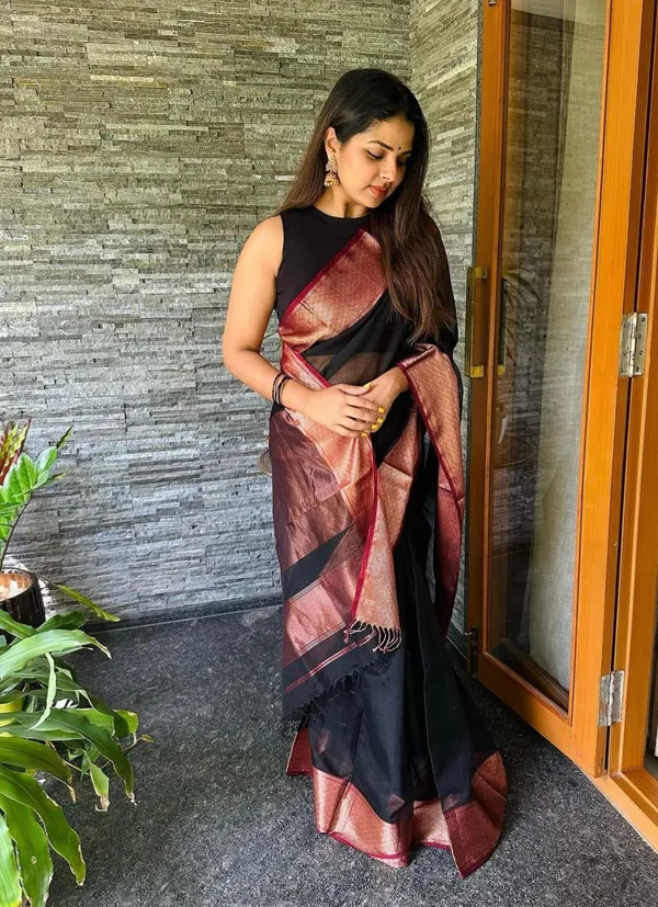 Banarasi_Soft_Silk_BLACK-MAROON_Premium-Fancy_Saree_With_Blouse_For_Women
