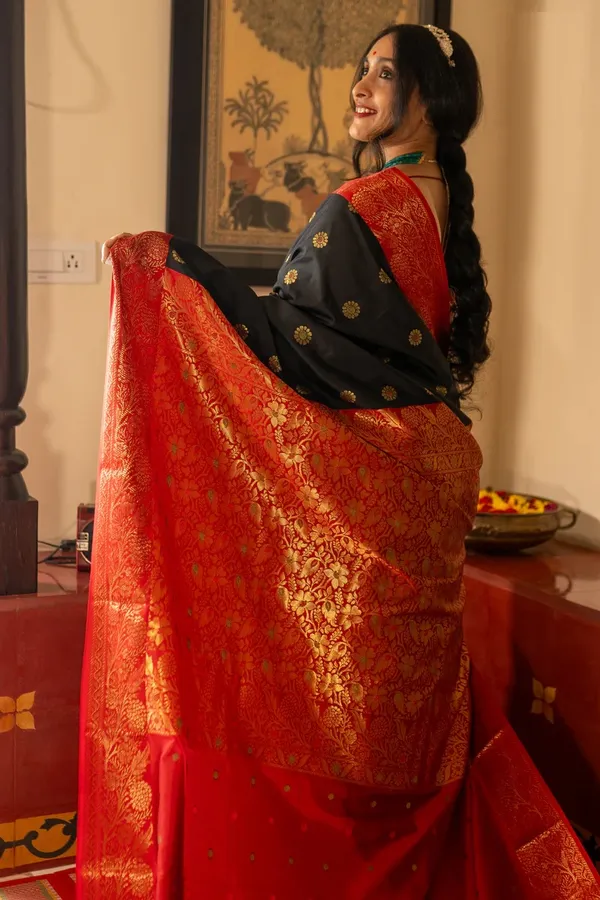 Banarasi_Soft_Silk_BLACK-RED_Premium-Fancy_Saree_With_Blouse_For_Women