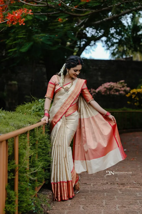 Banarasi_Soft_Silk_CHIKU-RED_Premium-Fancy_Saree_With_Blouse_For_Women