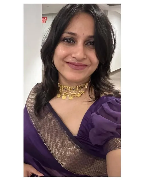 Pure_Soft_Cotton_Wine_Premium-Fancy_Saree_With_Blouse_For_Women