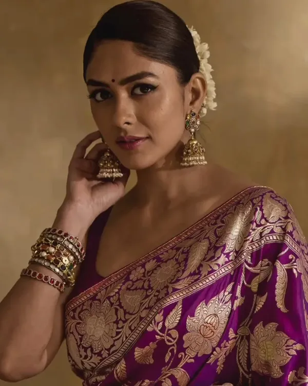 Banarasi_Soft_Silk_WINE_Premium-Fancy_Saree_With_Blouse_For_Women