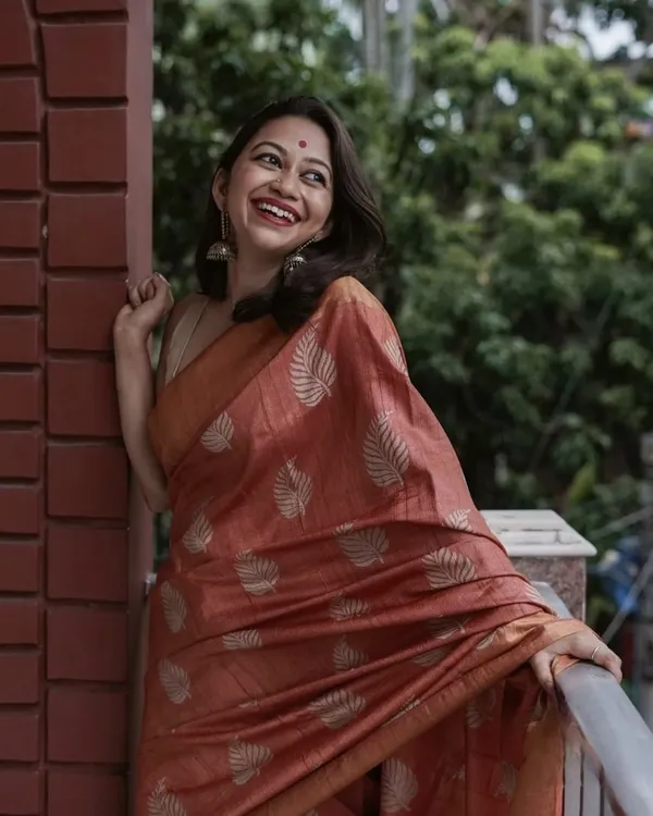 Pure_Soft_Cotton_COFFEE_Premium-Fancy_Saree_With_Blouse_For_Women