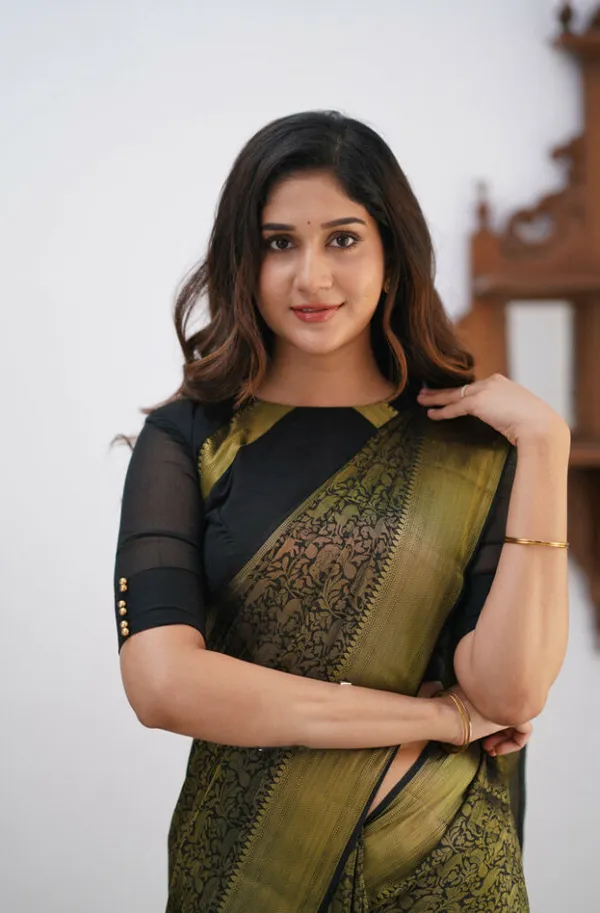 Banarasi_Soft_Silk_BLACK_Premium-Fancy_Saree_With_Blouse_For_Women