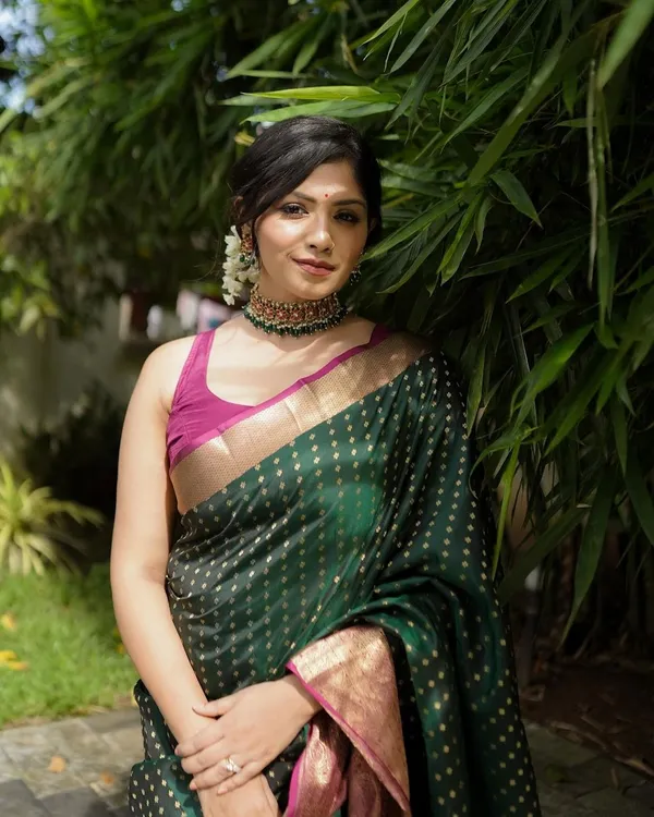 Banarasi_Soft_Silk_BOTTLE-GREEN-MAROON_Premium-Fancy_Saree_With_Blouse_For_Women