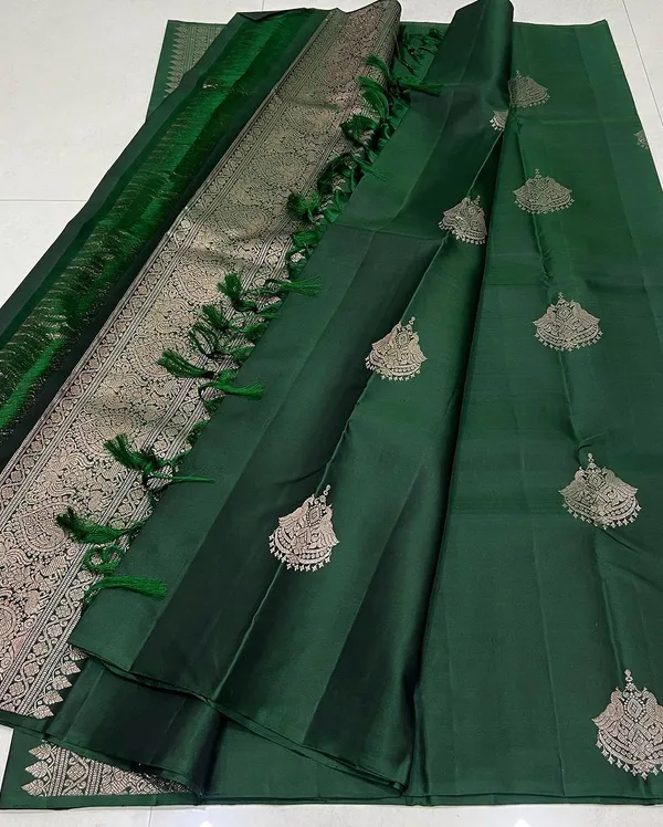 Banarasi_Soft_Silk_BOTTLE-GREEN_Premium-Fancy_Saree_With_Blouse_For_Women
