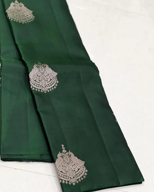Banarasi_Soft_Silk_BOTTLE-GREEN_Premium-Fancy_Saree_With_Blouse_For_Women