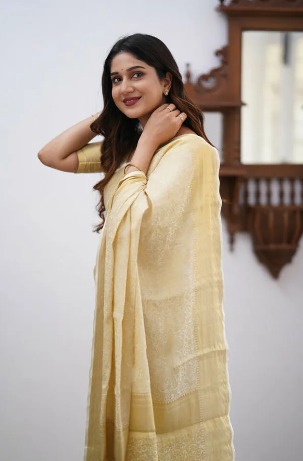 Banarasi_Soft_Silk_OFF-WHITE_Premium-Fancy_Saree_With_Blouse_For_Women