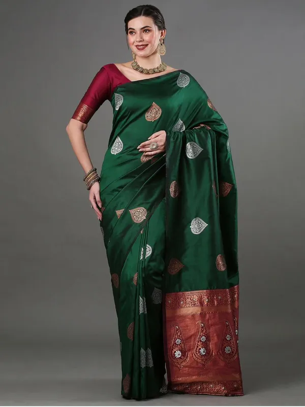 Banarasi_Soft_Silk_GREEN_Premium-Fancy_Saree_With_Blouse_For_Women