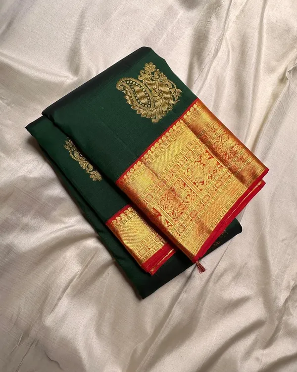 Banarasi_Soft_Silk_GREEN_Premium-Fancy_Saree_With_Blouse_For_Women