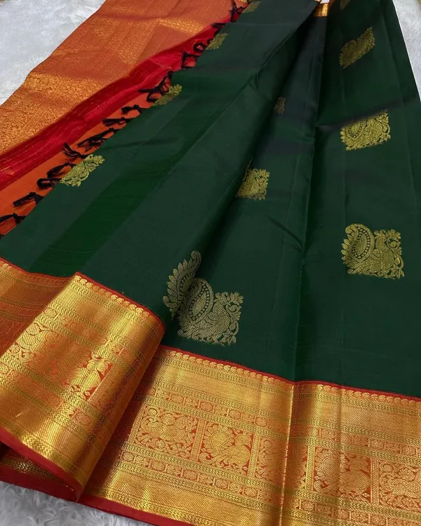 Banarasi_Soft_Silk_GREEN_Premium-Fancy_Saree_With_Blouse_For_Women