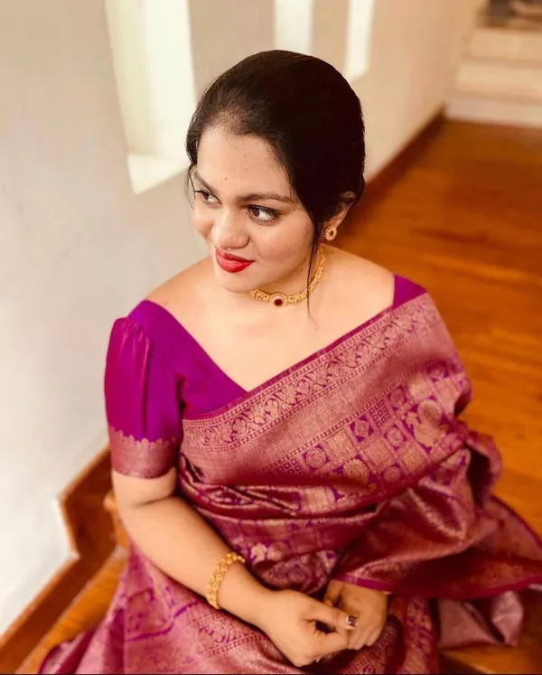 Banarasi_Soft_Silk_RANI_Premium-Fancy_Saree_With_Blouse_For_Women