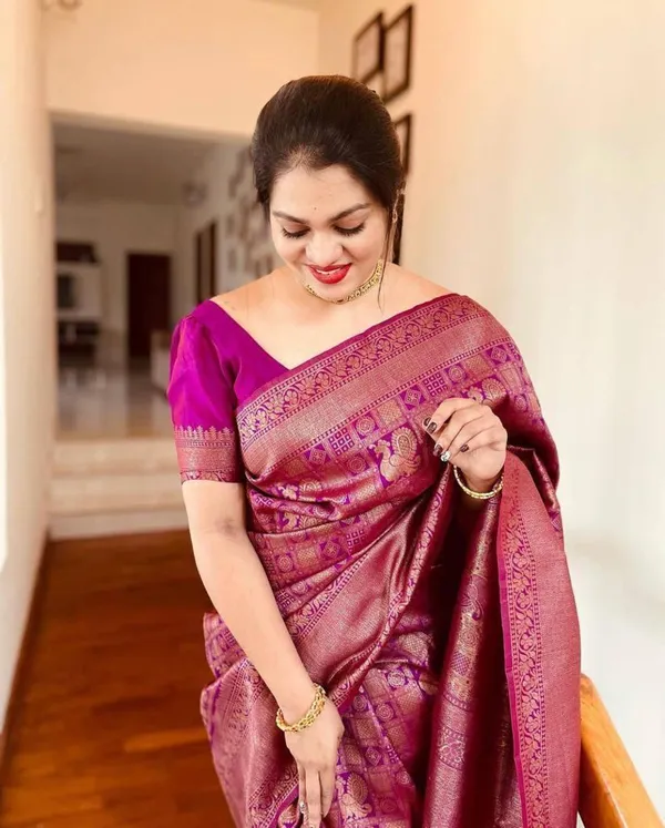 Banarasi_Soft_Silk_RANI_Premium-Fancy_Saree_With_Blouse_For_Women