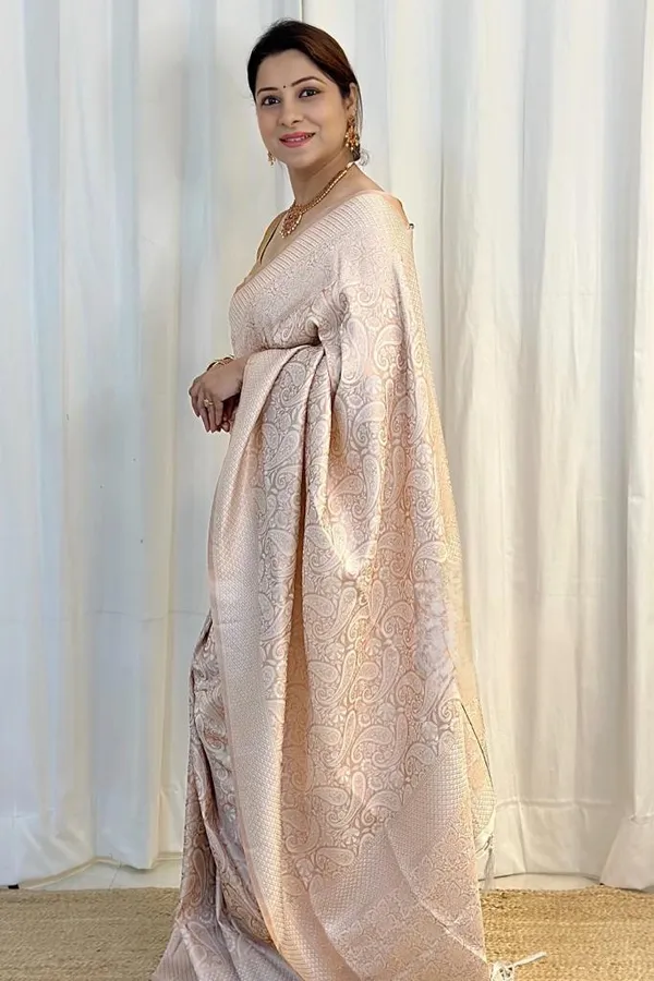 Banarasi_Soft_Silk_WHITE_Premium-Fancy_Saree_With_Blouse_For_Women