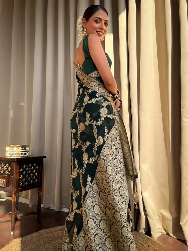 Banarasi_Soft_Silk_GREEN_Premium-Fancy_Saree_With_Blouse_For_Women