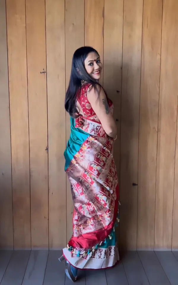 Banarasi_Soft_Silk_RAMA-RED_Premium-Fancy_Saree_With_Blouse_For_Women