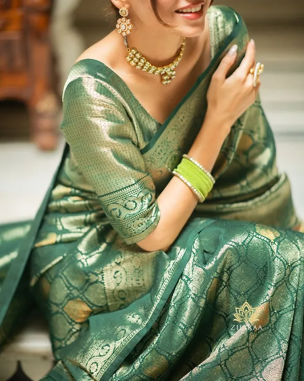 Banarasi_Soft_Silk_GREEN_Premium-Fancy_Saree_With_Blouse_For_Women