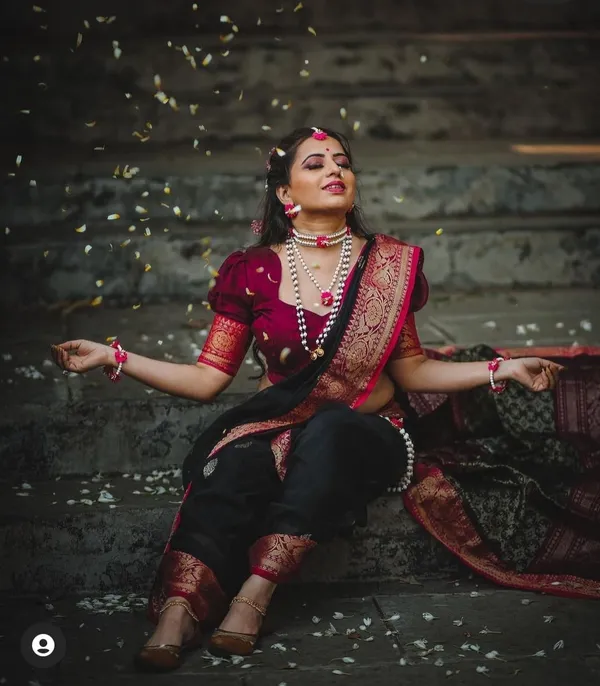 Banarasi_Soft_Silk_BLACK-MAROON_Premium-Fancy_Saree_With_Blouse_For_Women