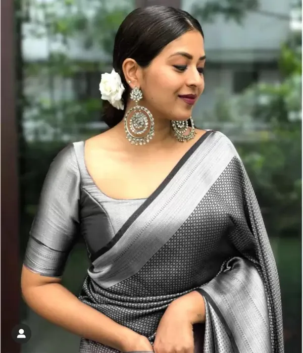 Banarasi_Soft_Silk_BLACK_Premium-Fancy_Saree_With_Blouse_For_Women