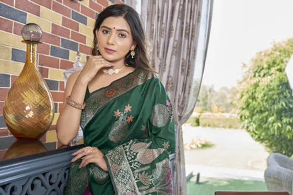 Banarasi_Soft_Silk_GREEN_Premium-Fancy_Saree_With_Blouse_For_Women