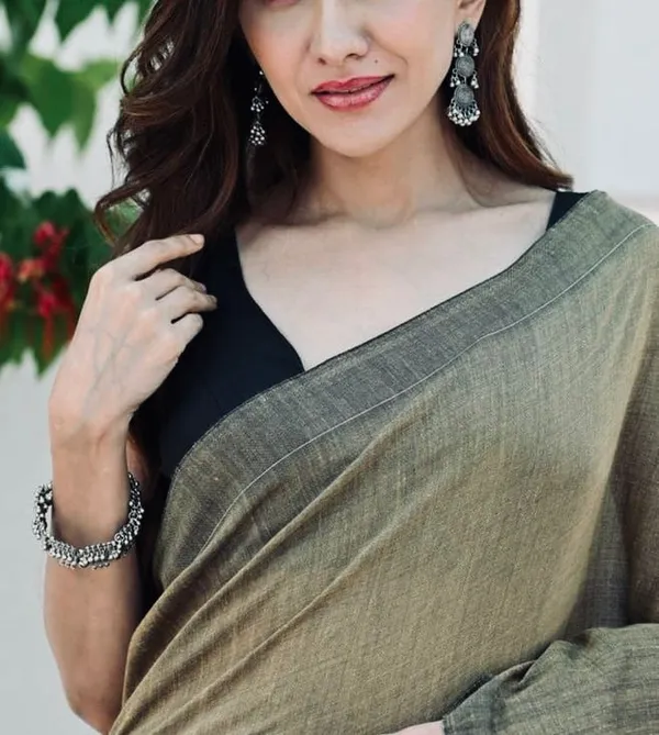 Pure_Soft_Cotton_BLACK_Premium-Fancy_Saree_With_Blouse_For_Women