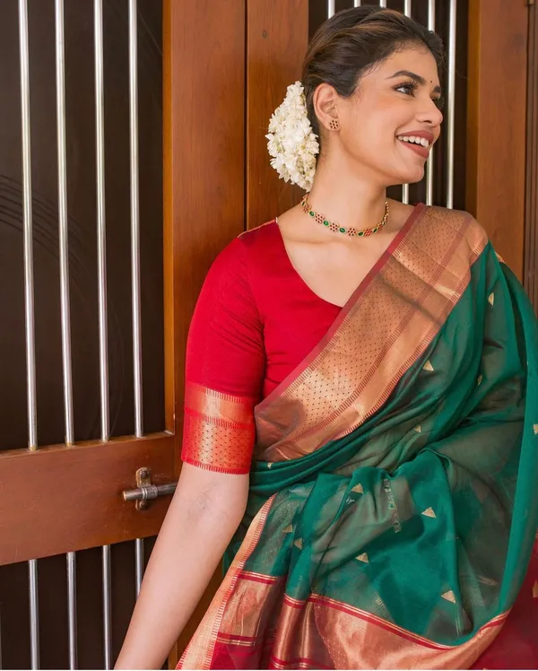 Banarasi_Soft_Silk_MAROON_Premium-Fancy_Saree_With_Blouse_For_Women
