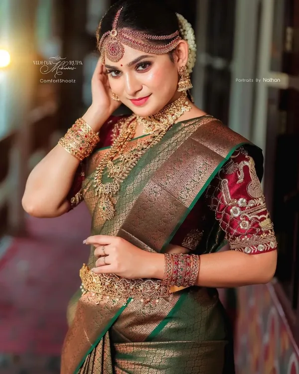 Banarasi_Soft_Silk_BOTTLE-GREEN_Premium-Fancy_Saree_With_Blouse_For_Women