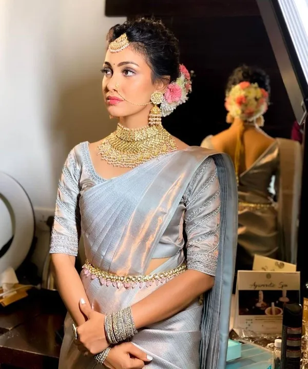 Banarasi_Soft_Silk_GREY_Premium-Fancy_Saree_With_Blouse_For_Women