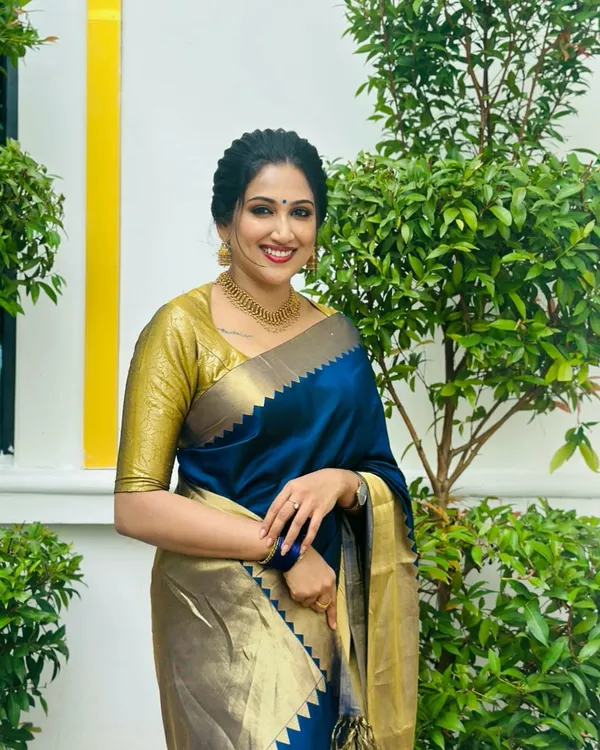 Banarasi_Soft_Silk_ROYAL-BLUE_Premium-Fancy_Saree_With_Blouse_For_Women