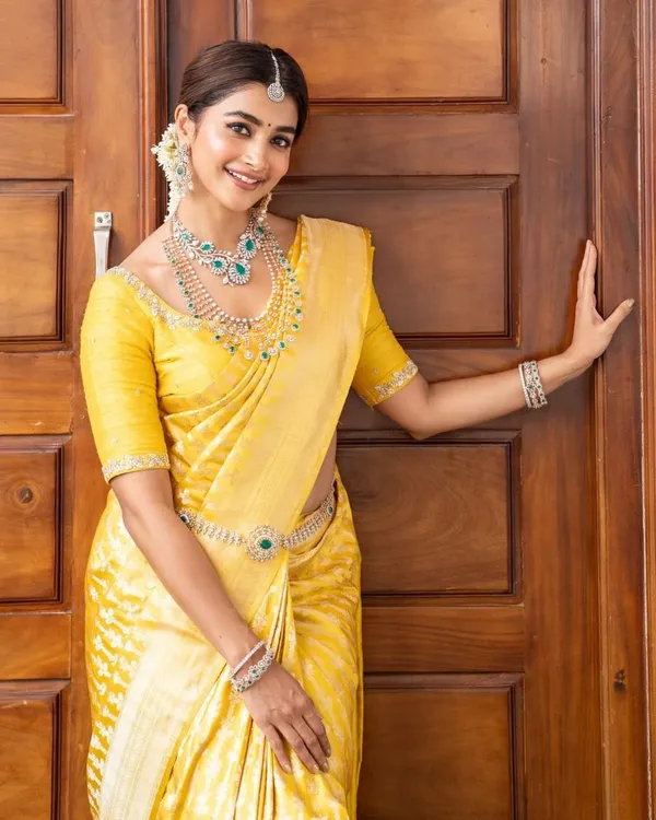 Banarasi_Soft_Silk_YELLOW_Premium-Fancy_Saree_With_Blouse_For_Women