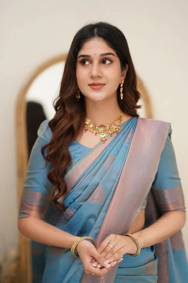 Banarasi_Soft_Silk_RAMA_Premium-Fancy_Saree_With_Blouse_For_Women