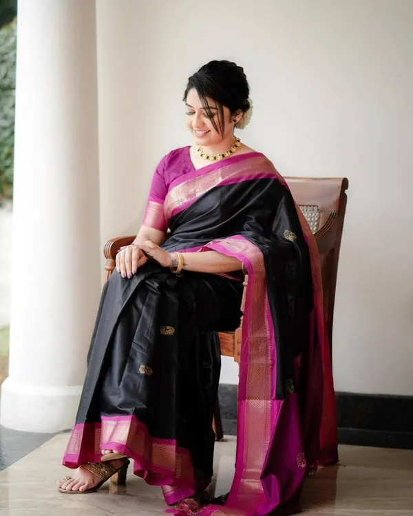 Banarasi_Soft_Silk_BLACK-PYAJI_Premium-Fancy_Saree_With_Blouse_For_Women