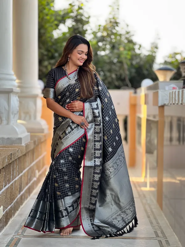 Banarasi_Soft_Silk_BLACK_Premium-Fancy_Saree_With_Blouse_For_Women