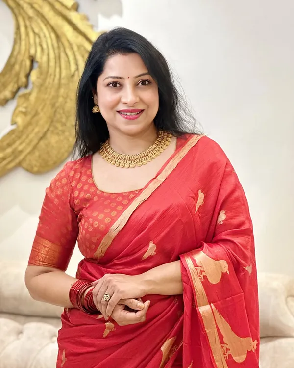 Banarasi_Soft_Silk_RED_Premium-Fancy_Saree_With_Blouse_For_Women