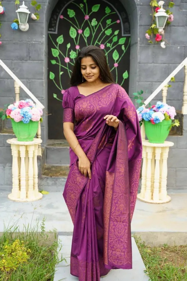 Banarasi_Soft_Silk_LIGHT-PURPLE_Premium-Fancy_Saree_With_Blouse_For_Women