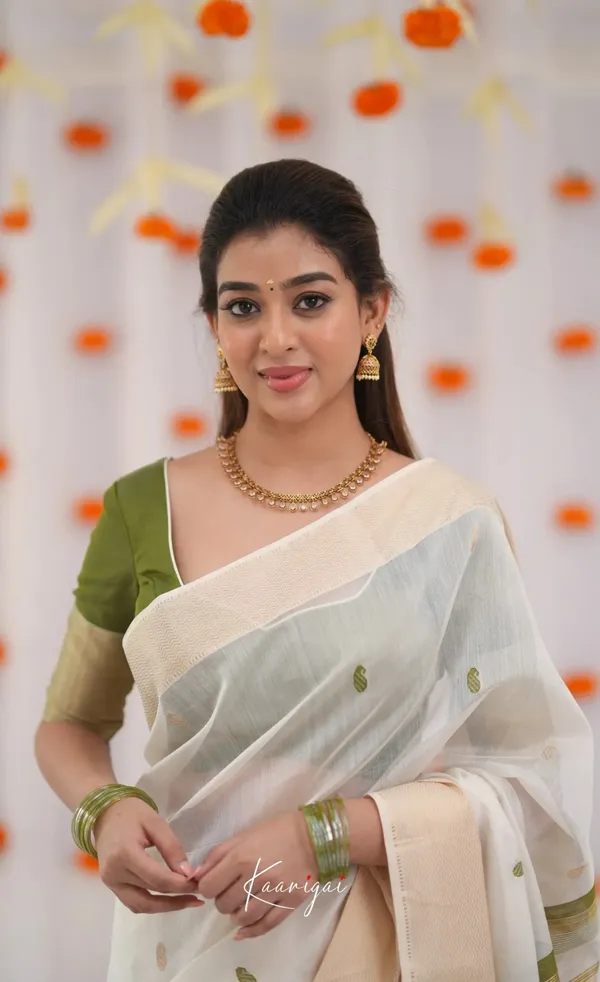 Pure_Soft_Cotton_GREEN_Premium-Fancy_Saree_With_Blouse_For_Women