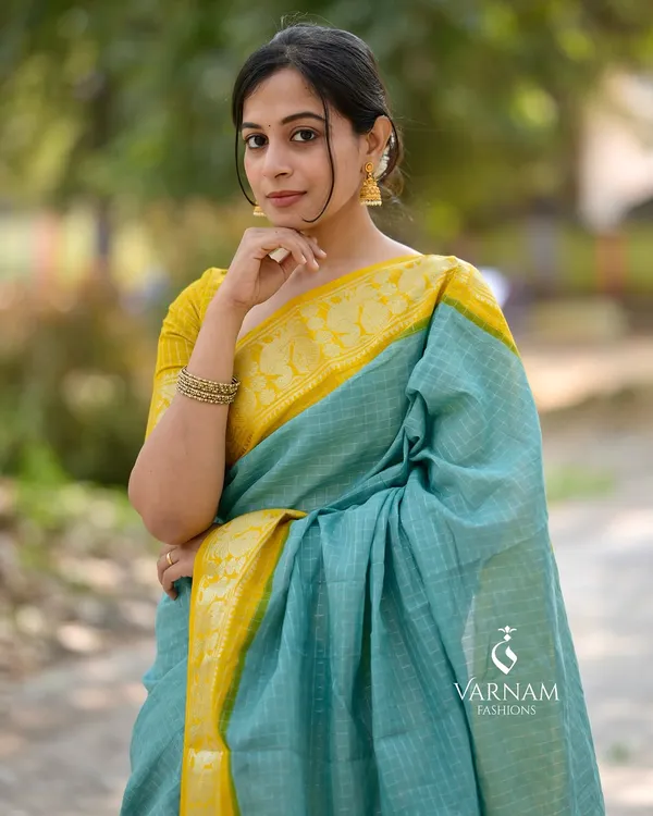 Banarasi_Soft_Silk_PISTA_Premium-Fancy_Saree_With_Blouse_For_Women