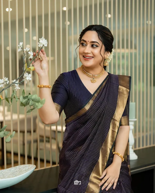 Banarasi_Soft_Silk_NAVY-BLUE_Premium-Fancy_Saree_With_Blouse_For_Women