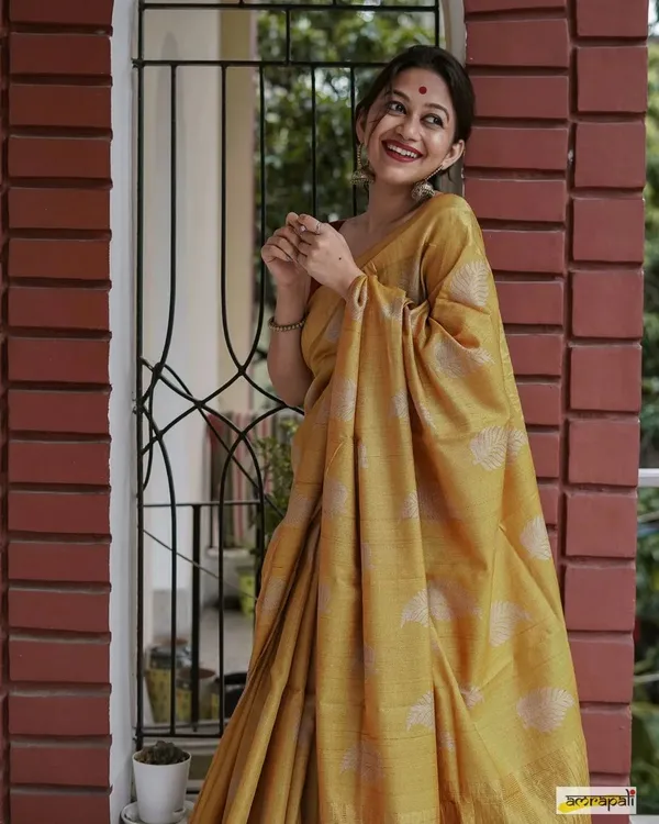 Pure_Soft_Cotton_YELLOW_Premium-Fancy_Saree_With_Blouse_For_Women