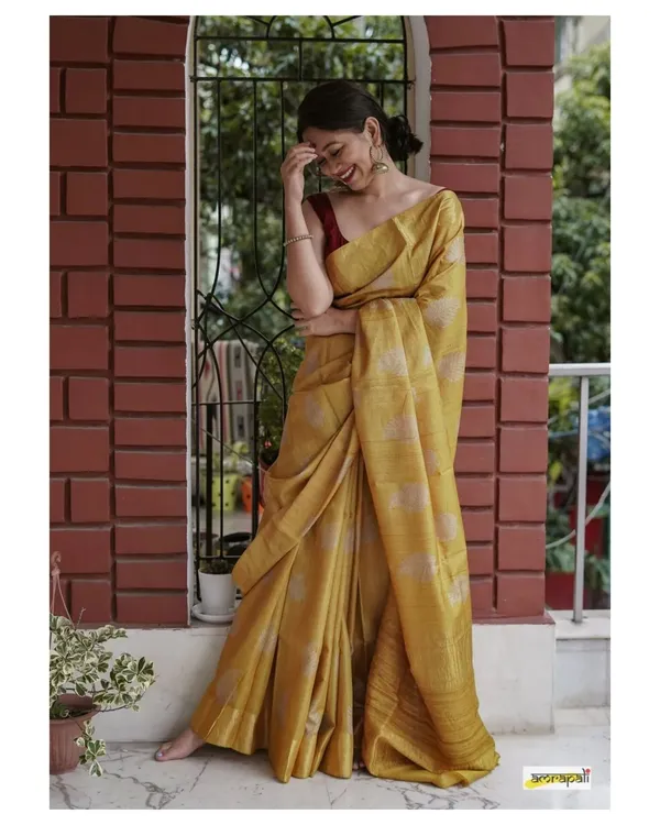 Pure_Soft_Cotton_YELLOW_Premium-Fancy_Saree_With_Blouse_For_Women