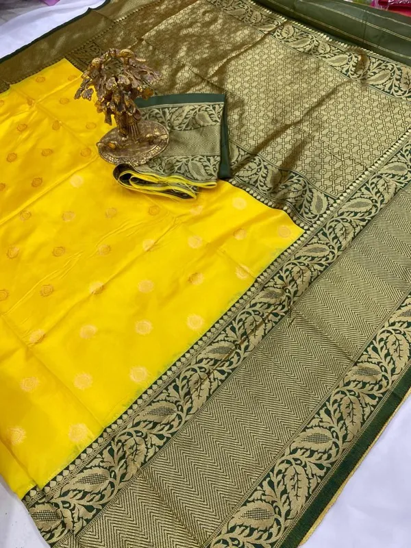 Banarasi_Soft_Silk_YELLOW-BOTTLE-GREEN_Premium-Fancy_Saree_With_Blouse_For_Women