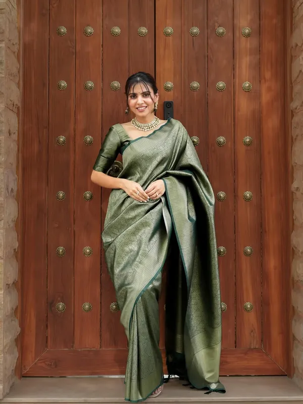 Banarasi_Soft_Silk_GREEN_Premium-Fancy_Saree_With_Blouse_For_Women