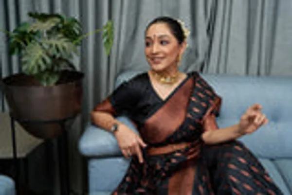 Banarasi_Soft_Silk_BLACK_Premium-Fancy_Saree_With_Blouse_For_Women