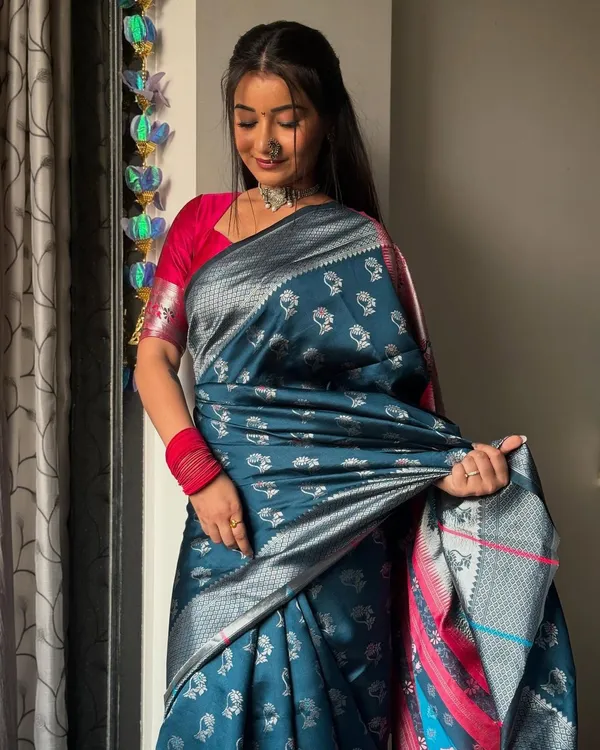 Banarasi_Soft_Silk_DARK-RAMA_Premium-Fancy_Saree_With_Blouse_For_Women