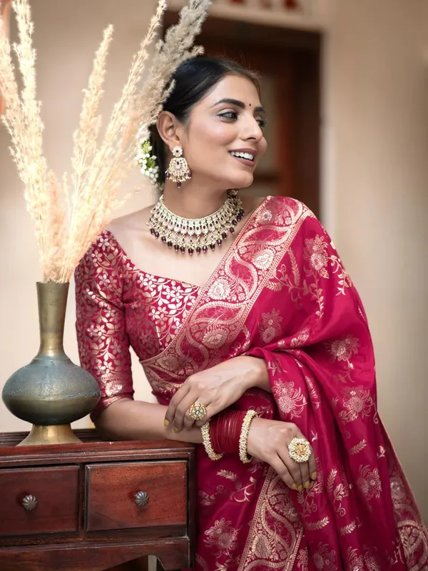 Banarasi_Soft_Silk_BLUSH-PINK_Premium-Fancy_Saree_With_Blouse_For_Women