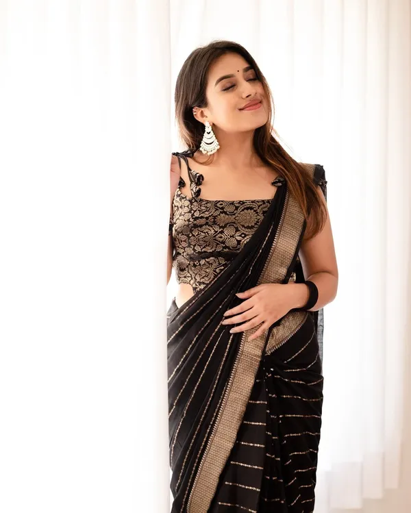 Banarasi_Soft_Silk_BLACK_Premium-Fancy_Saree_With_Blouse_For_Women