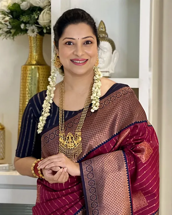 Banarasi_Soft_Silk_MAROON-BLACK_Premium-Fancy_Saree_With_Blouse_For_Women