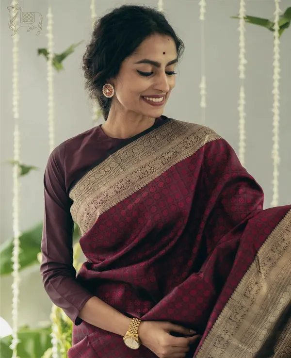 Banarasi_Soft_Silk_MAROON_Premium-Fancy_Saree_With_Blouse_For_Women